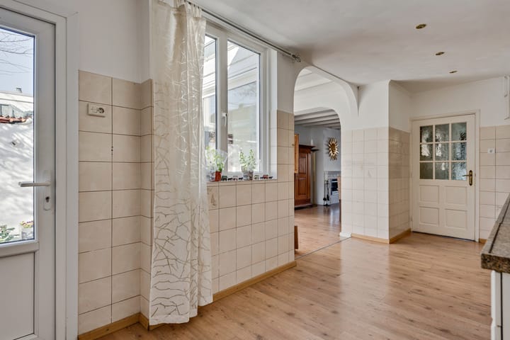 Foto 13 van Leenderweg 272