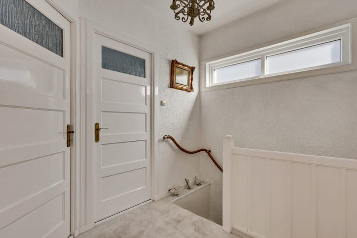 Foto 16 van Leenderweg 272