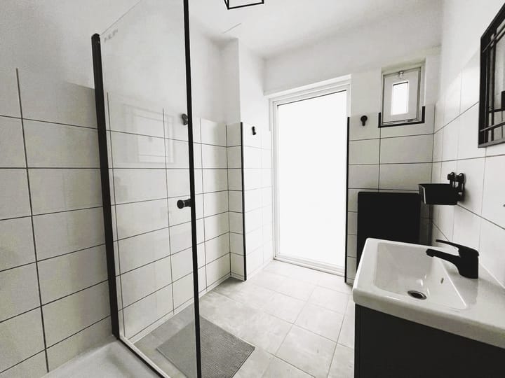 Foto 21 van Leenderweg 272