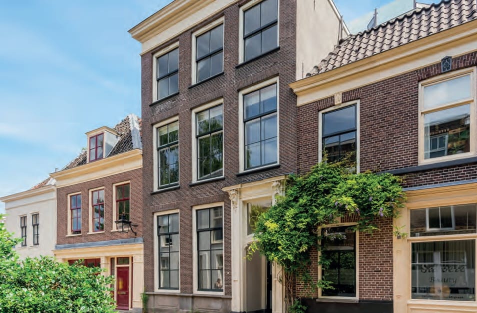 Photo 2 of Bemuurde Weerd O.Z. 71-B