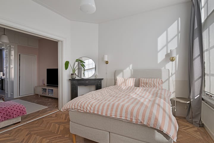 Foto 27 van Bemuurde Weerd O.Z. 71-B