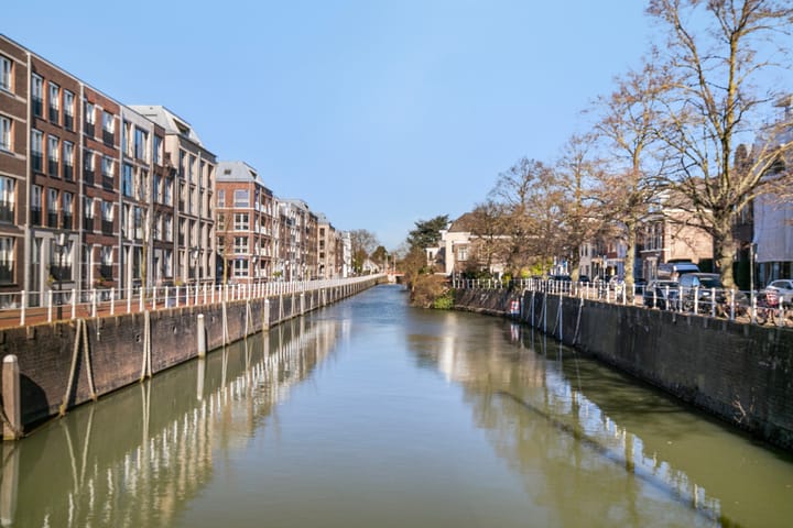 Foto 42 van Bemuurde Weerd O.Z. 71-B