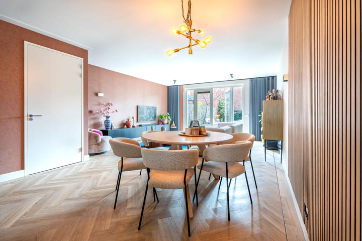 Photo 9 of Jacob van Oudenhovenstraat 44