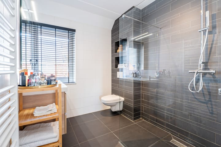 Photo 23 of Jacob van Oudenhovenstraat 44