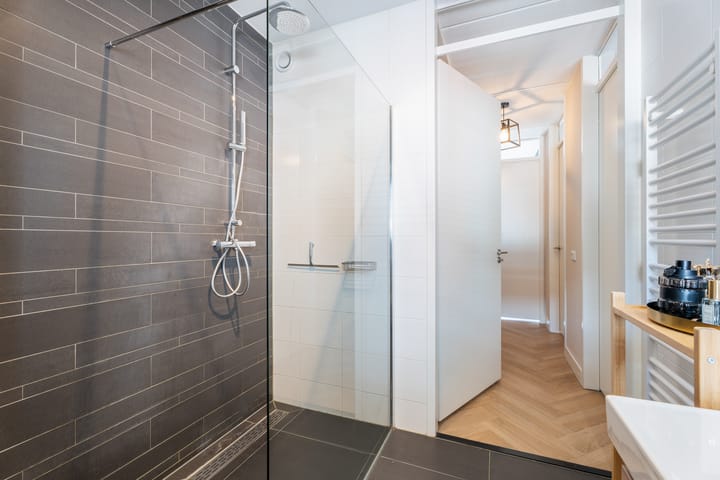 Photo 25 of Jacob van Oudenhovenstraat 44