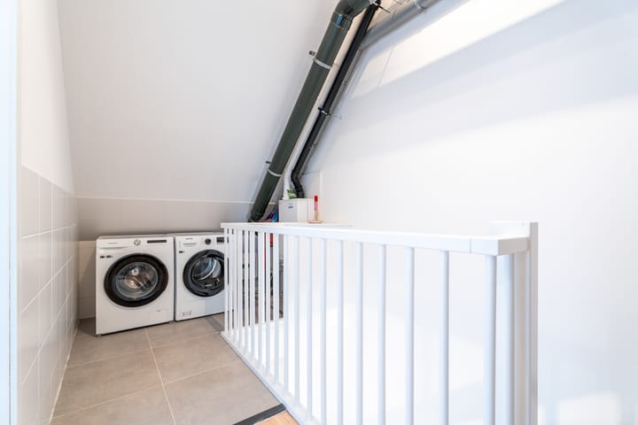 Photo 26 of Jacob van Oudenhovenstraat 44