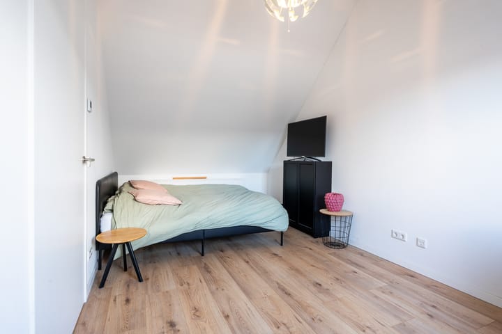 Photo 27 of Jacob van Oudenhovenstraat 44