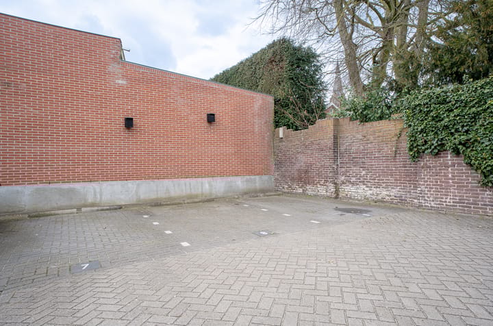 Photo 36 of Jacob van Oudenhovenstraat 44