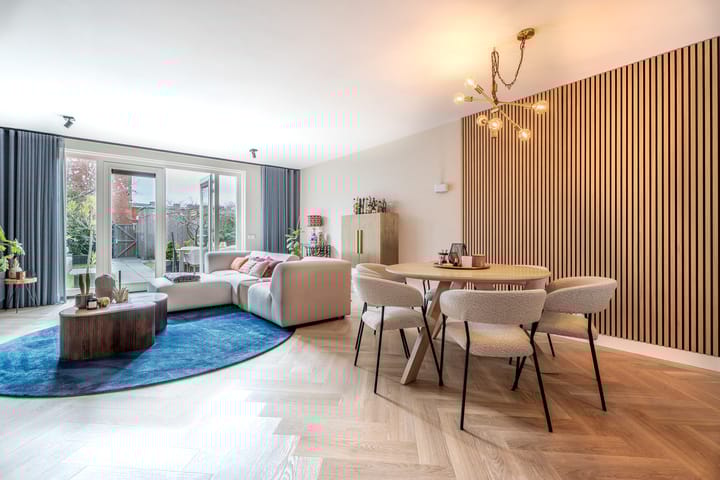 Photo 40 of Jacob van Oudenhovenstraat 44