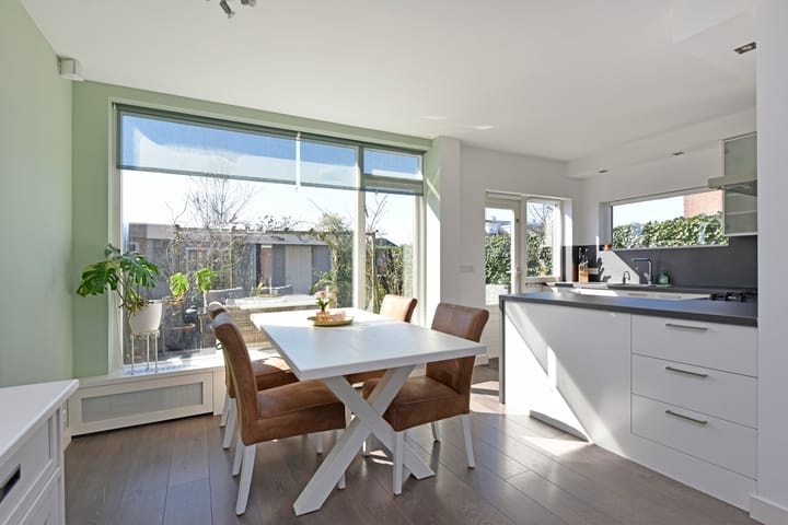 Photo 8 of P. van Schravendijkstraat 33