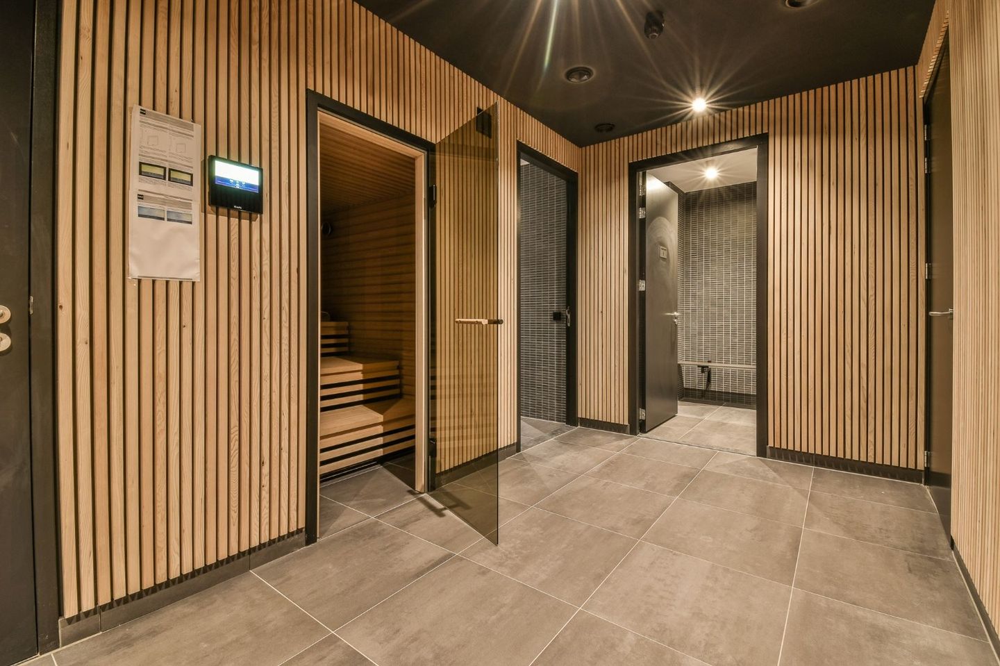 Foto 44 van Badhuiskade 133