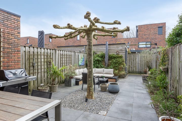 Photo 31 of Waardenburgstraat 85