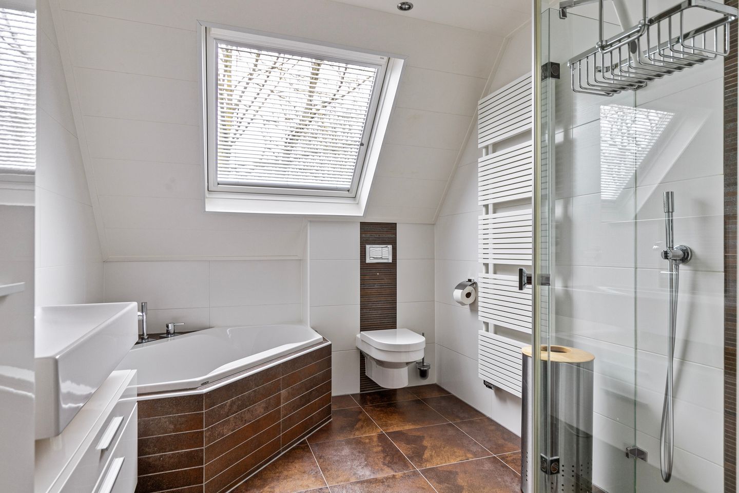 Photo 29 of Lageweg 21