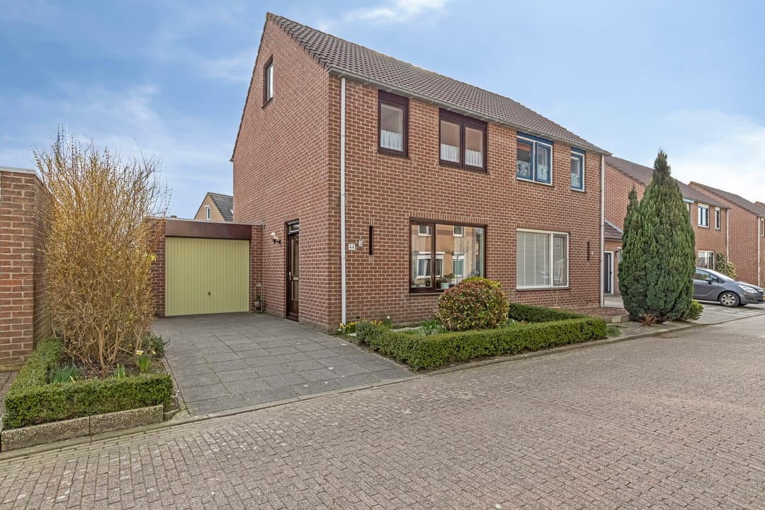 Foto 1 van Indira Gandhilaan 44