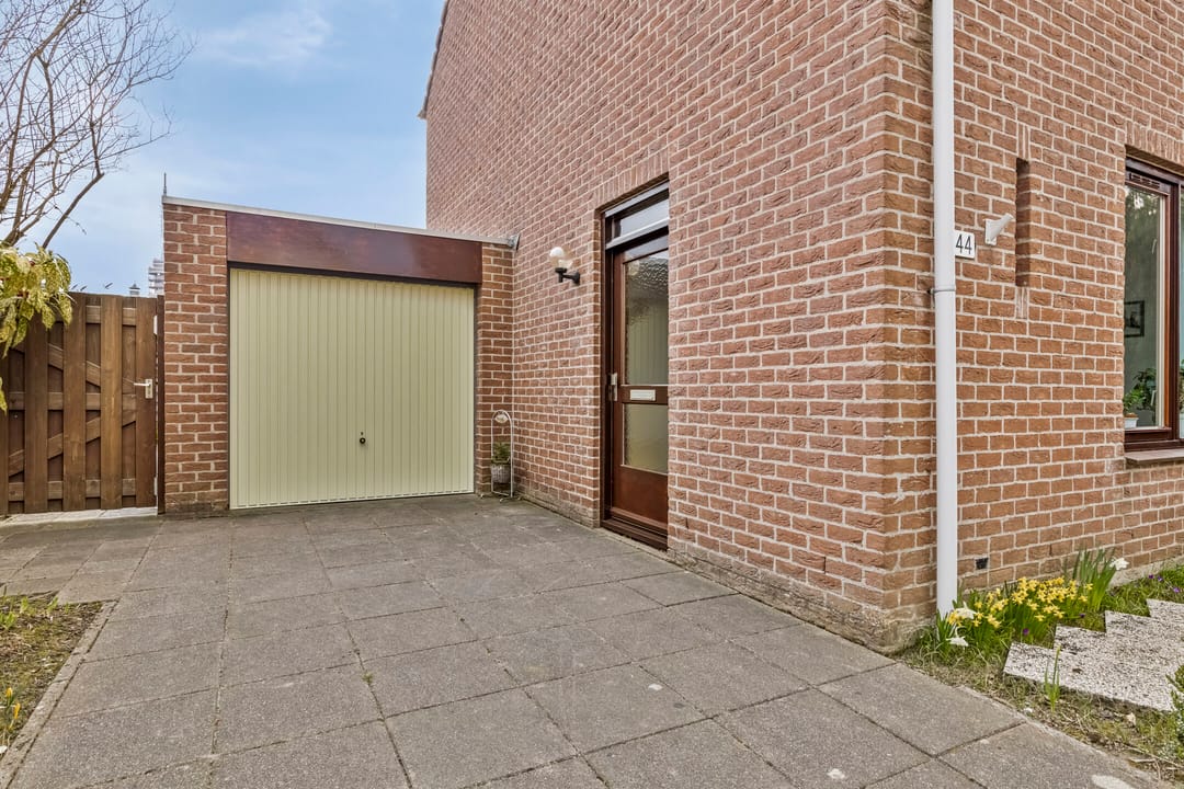 Foto 8 van Indira Gandhilaan 44