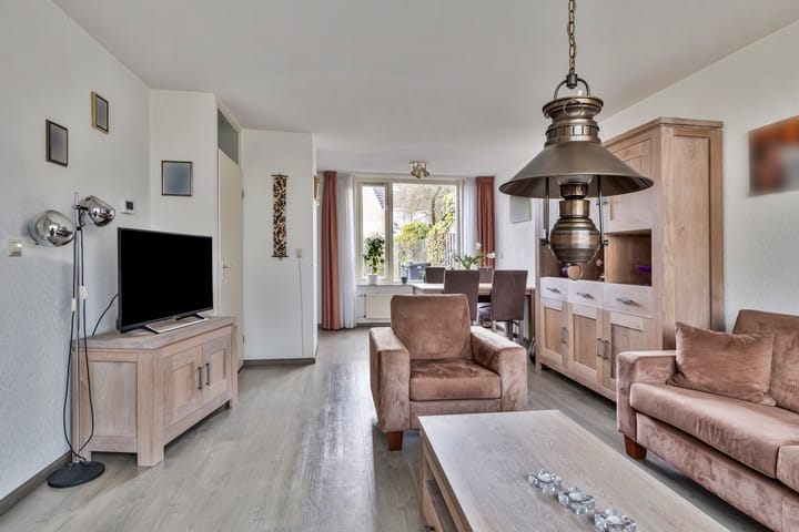 Foto 11 van Indira Gandhilaan 44