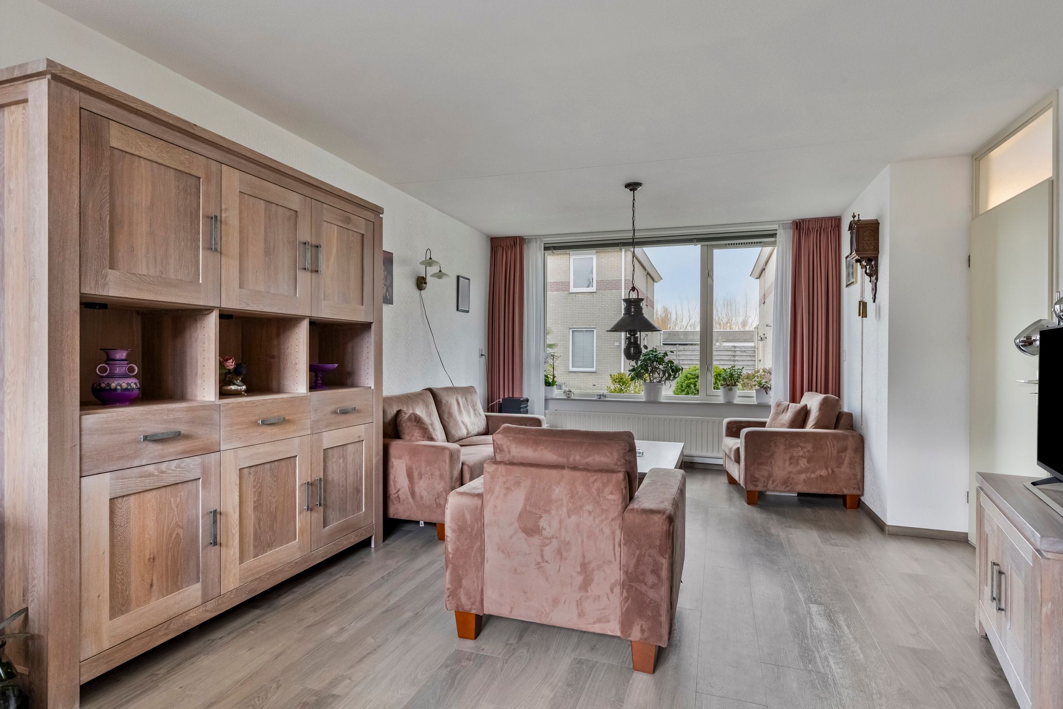 Foto 12 van Indira Gandhilaan 44