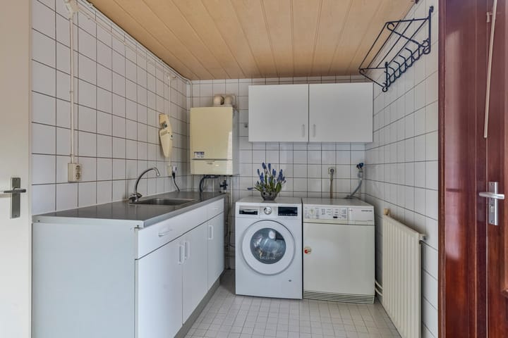 Foto 19 van Indira Gandhilaan 44