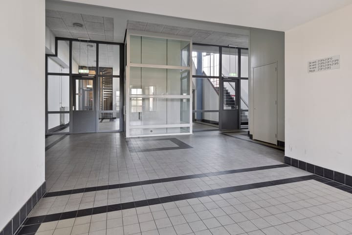 Photo 22 of Westzijde 213-F9