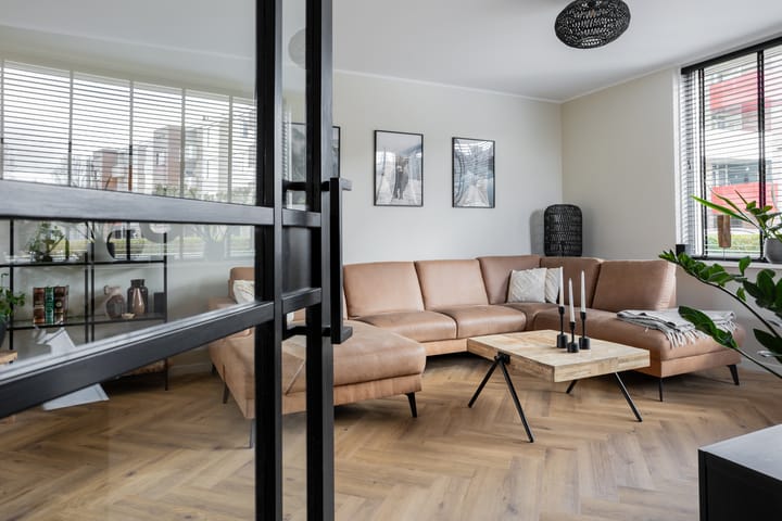 Foto 11 van Aluminiumstraat 21