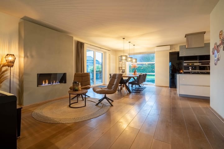 Foto 10 van Breitnerlaan 1