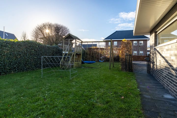 Foto 48 van Breitnerlaan 1