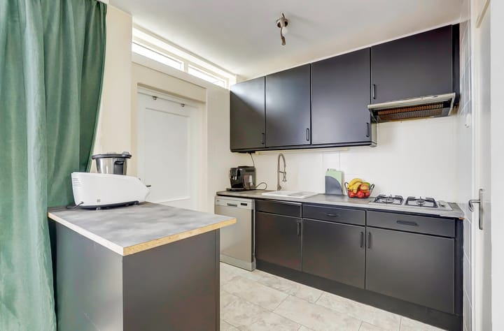 Foto 8 van A.J. van Reststraat 20