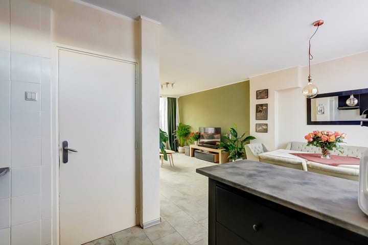 Foto 9 van A.J. van Reststraat 20