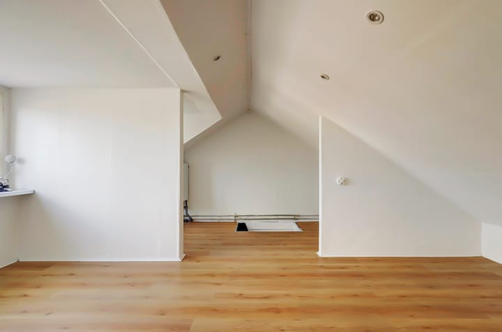 Foto 22 van A.J. van Reststraat 20