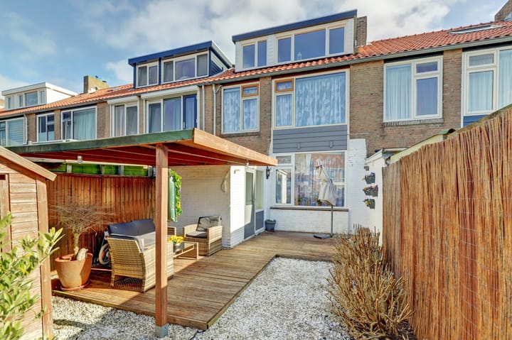 Foto 26 van A.J. van Reststraat 20