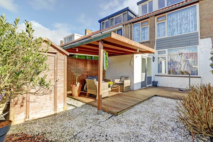 Foto 27 van A.J. van Reststraat 20