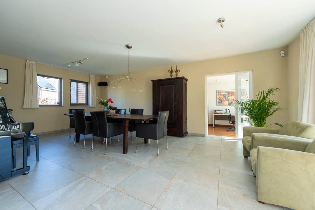 Foto 17 van Regge 93