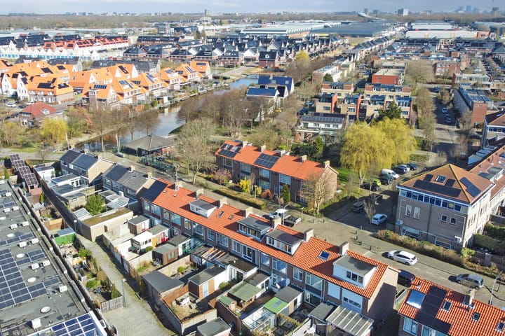 Foto 31 van A.J. van Reststraat 20