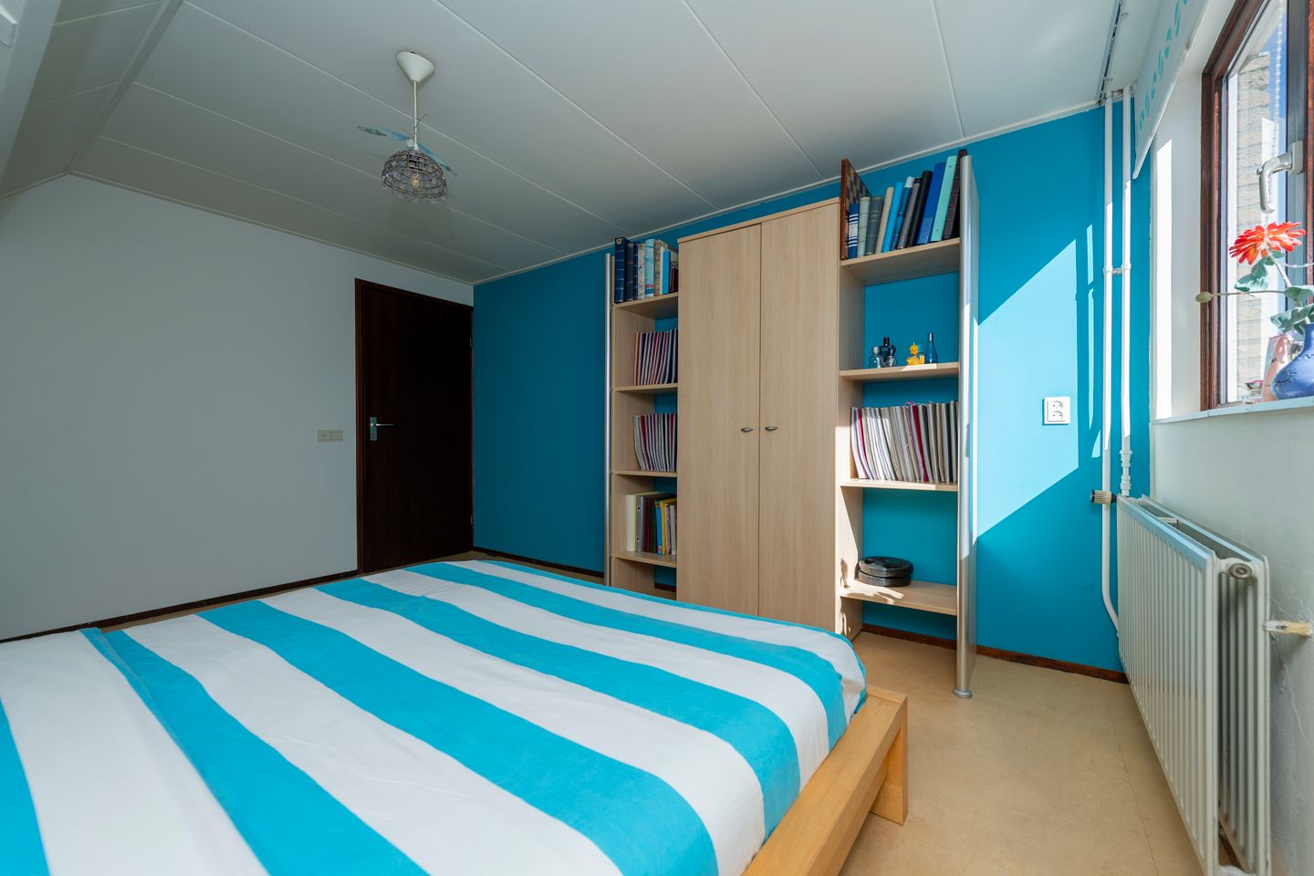 Foto 34 van Regge 93