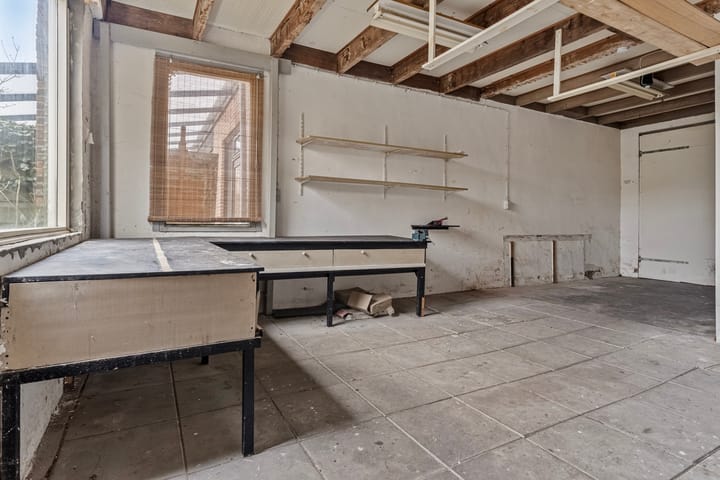 Photo 28 of Voorstraat 54
