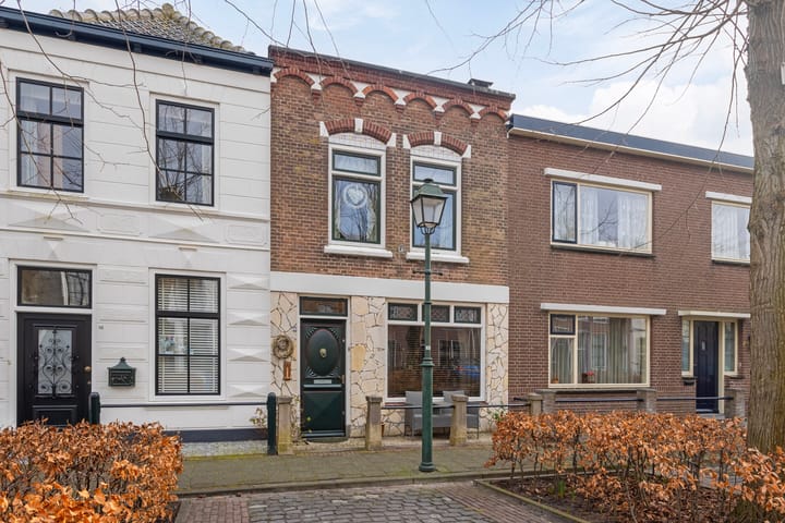 Photo 38 of Voorstraat 54