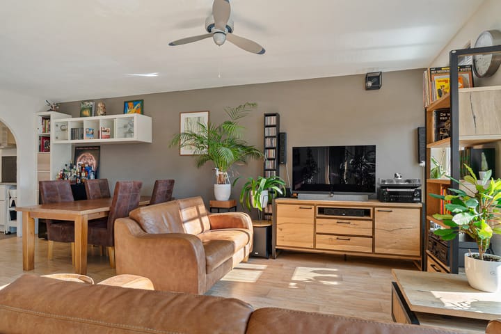 Foto 16 van Zwaluwsingel 14