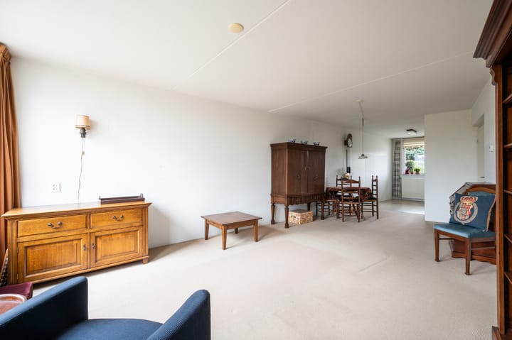 Photo 4 of Van Brerostraat 22