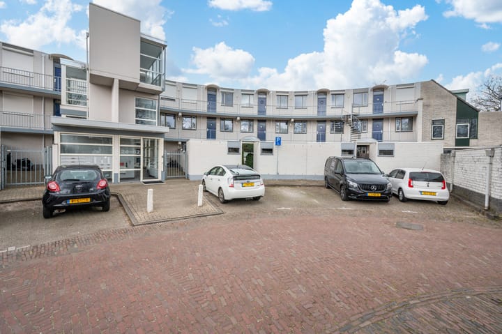 Photo 26 of Van Brerostraat 22