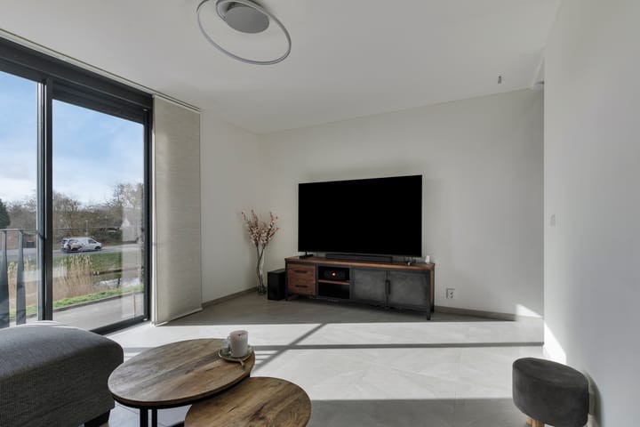 Foto 16 van Zwarte Specht 48