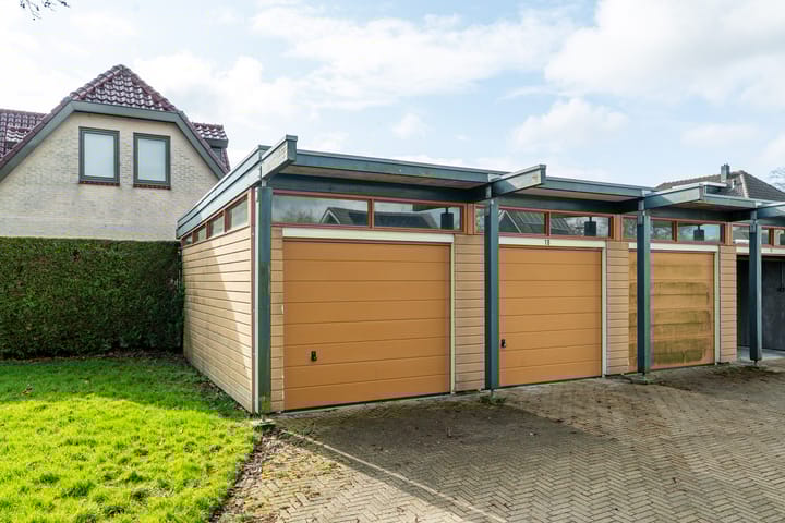 Foto 8 van Uniahof 12