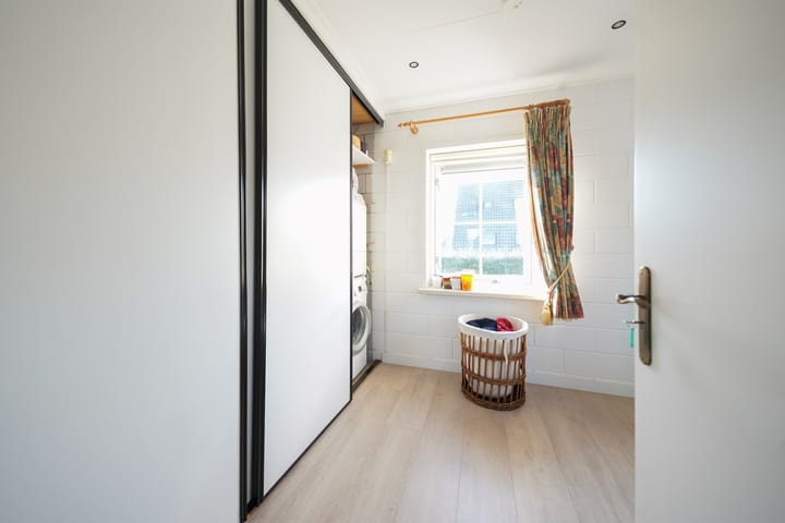 Foto 52 van Mennestraat 73