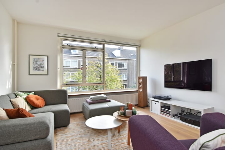 Foto 8 van Paulinastraat 55