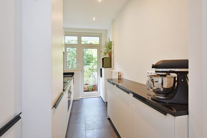 Foto 16 van Paulinastraat 55