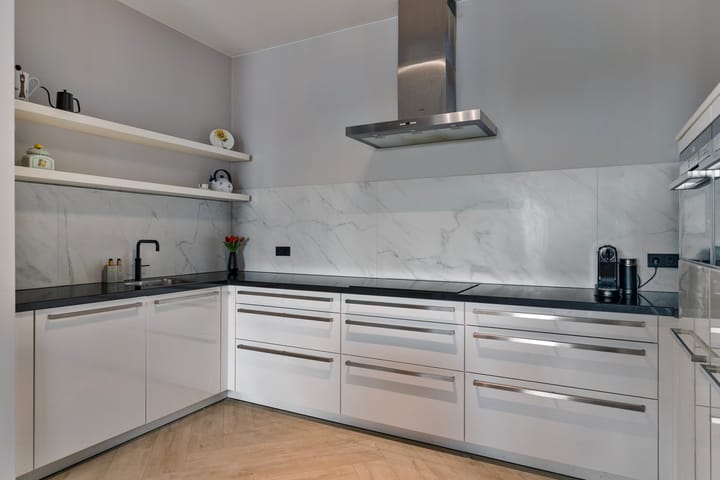 Photo 18 of Pastorietuin 29