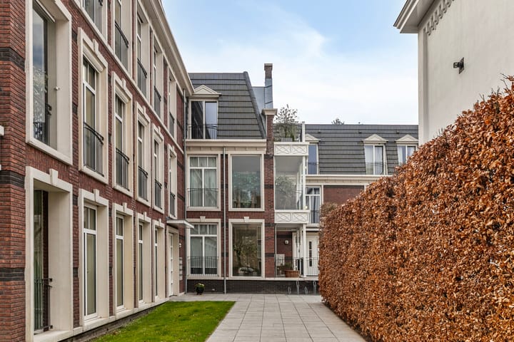 Photo 32 of Pastorietuin 29