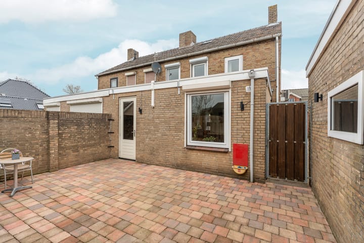 Foto 24 van Bergstraat 11