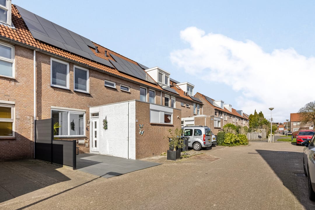 Photo 8 of Tarwestraat 57