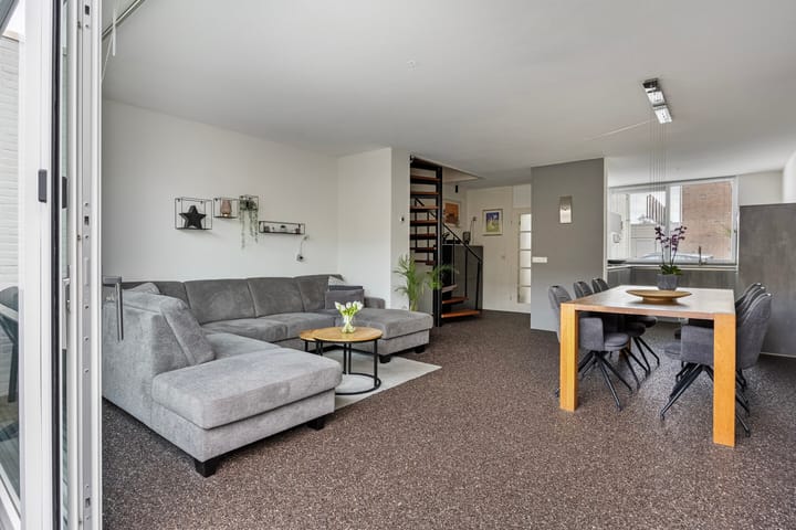 Foto 14 van Tarwestraat 57