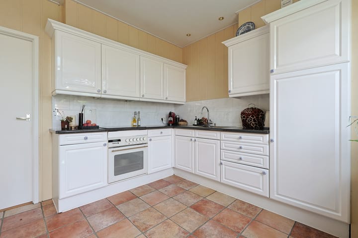 Photo 12 of Middelweg 122